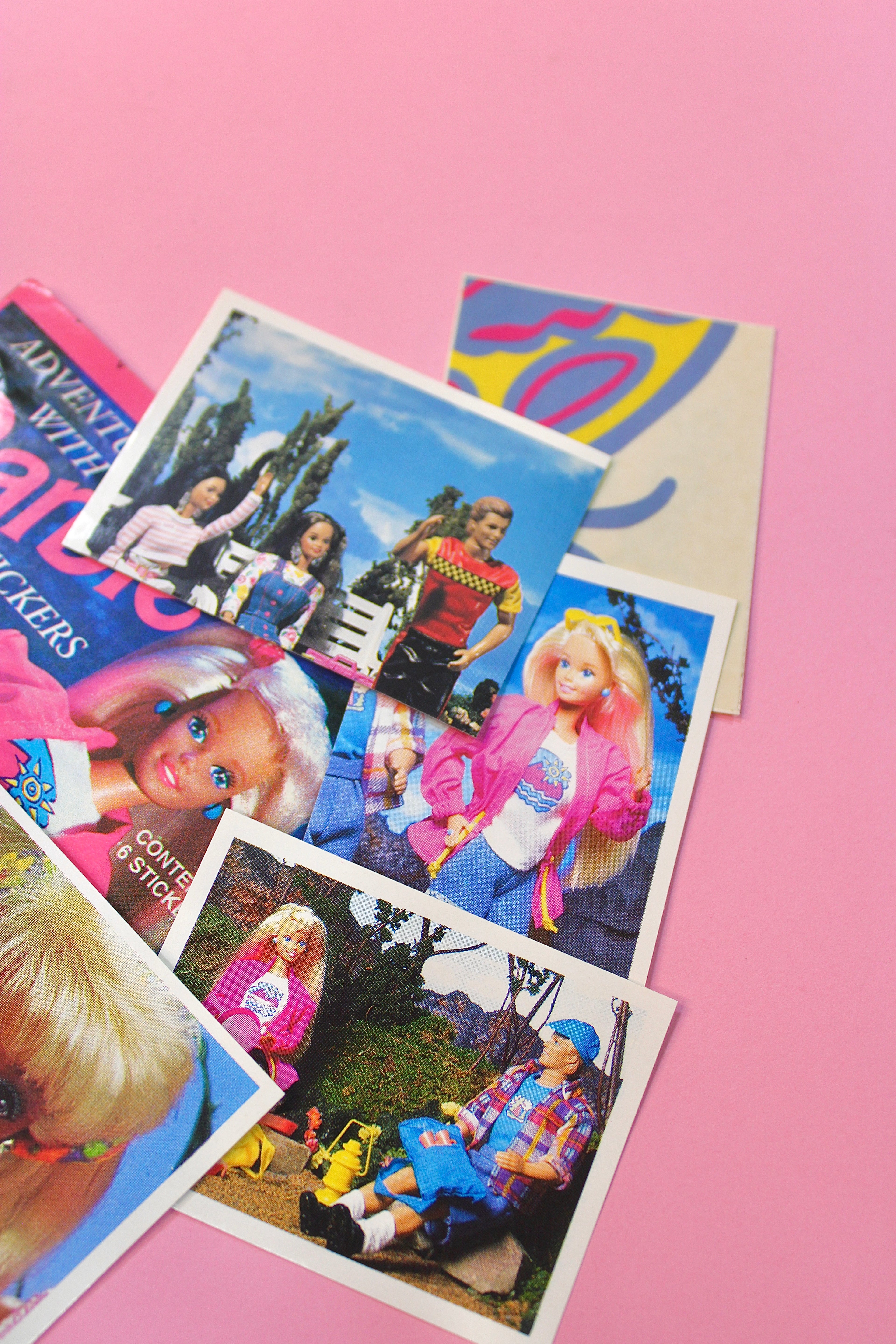 Albumes, stickers y láminas.
