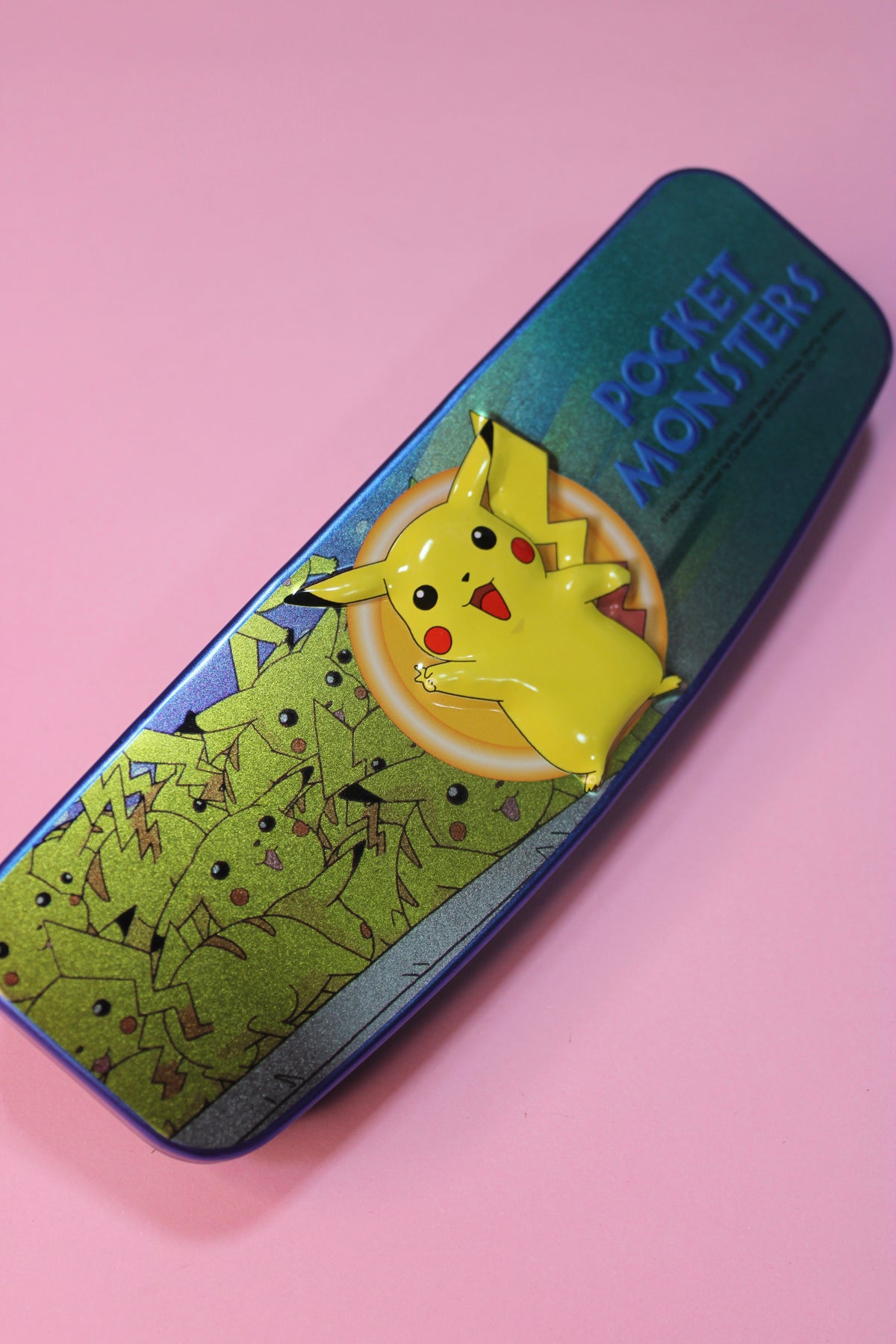 Estuche metálico Pokemon