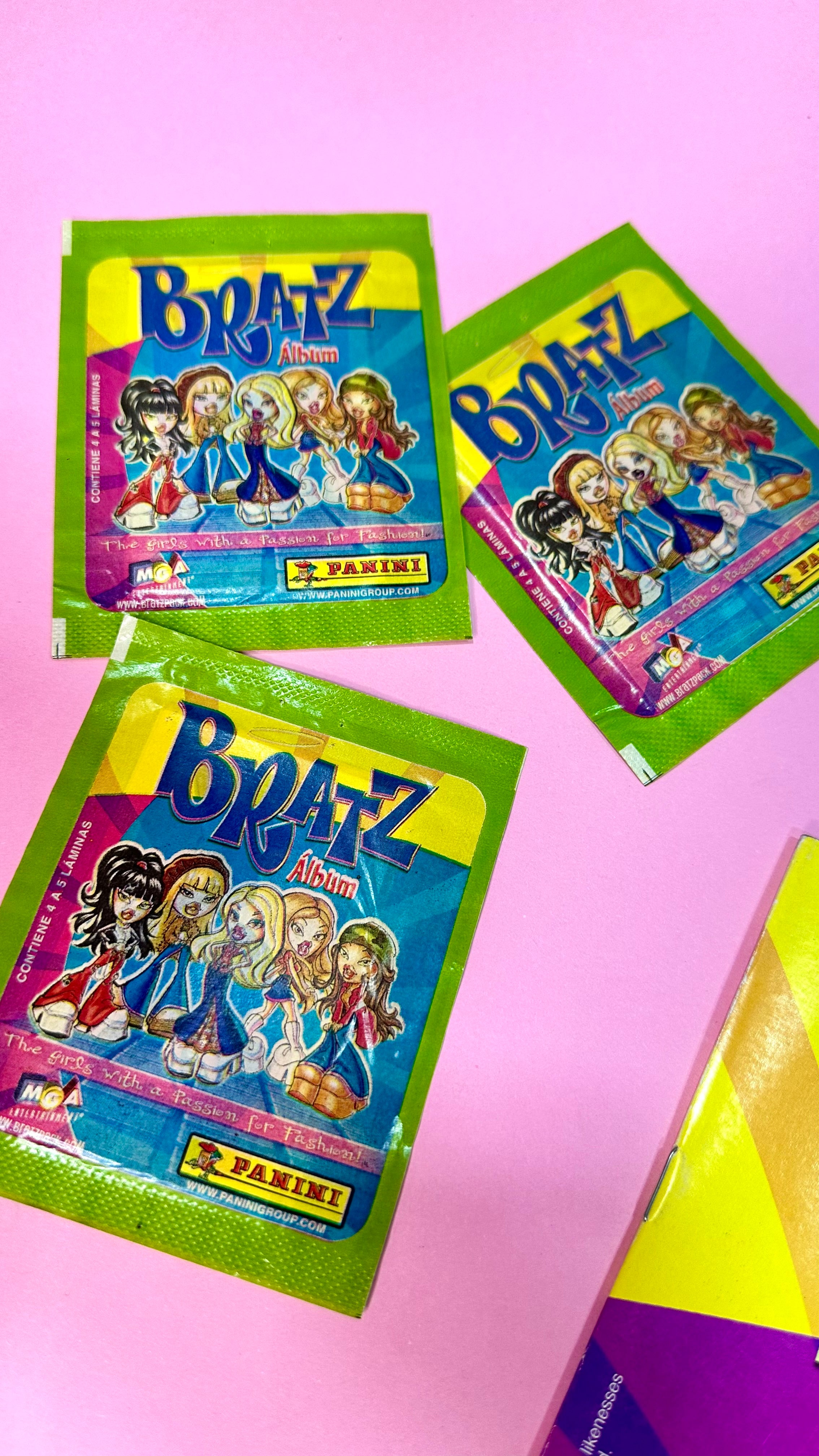 Álbum Bratz + sobres