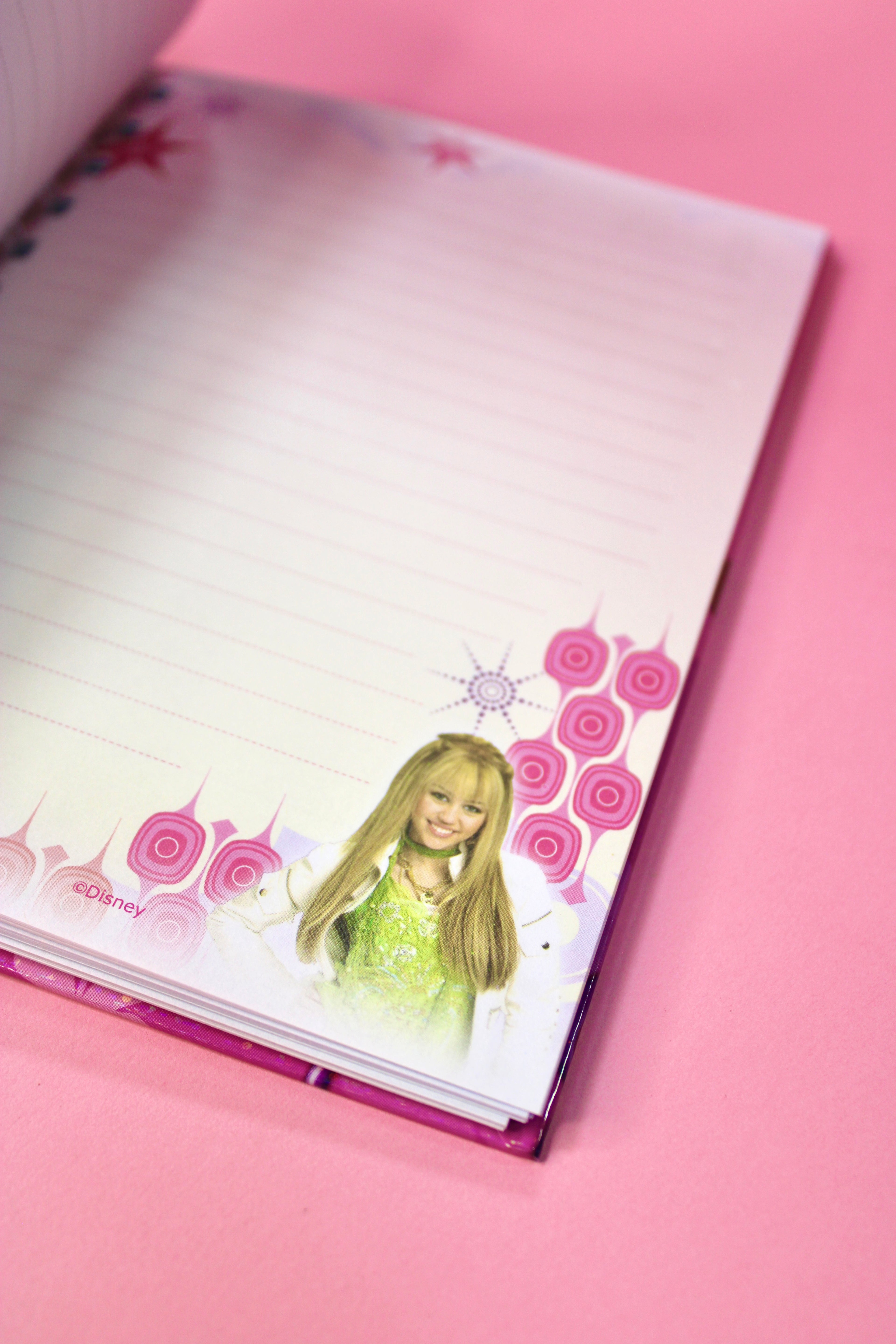 Libreta mediana - Hannah Montana