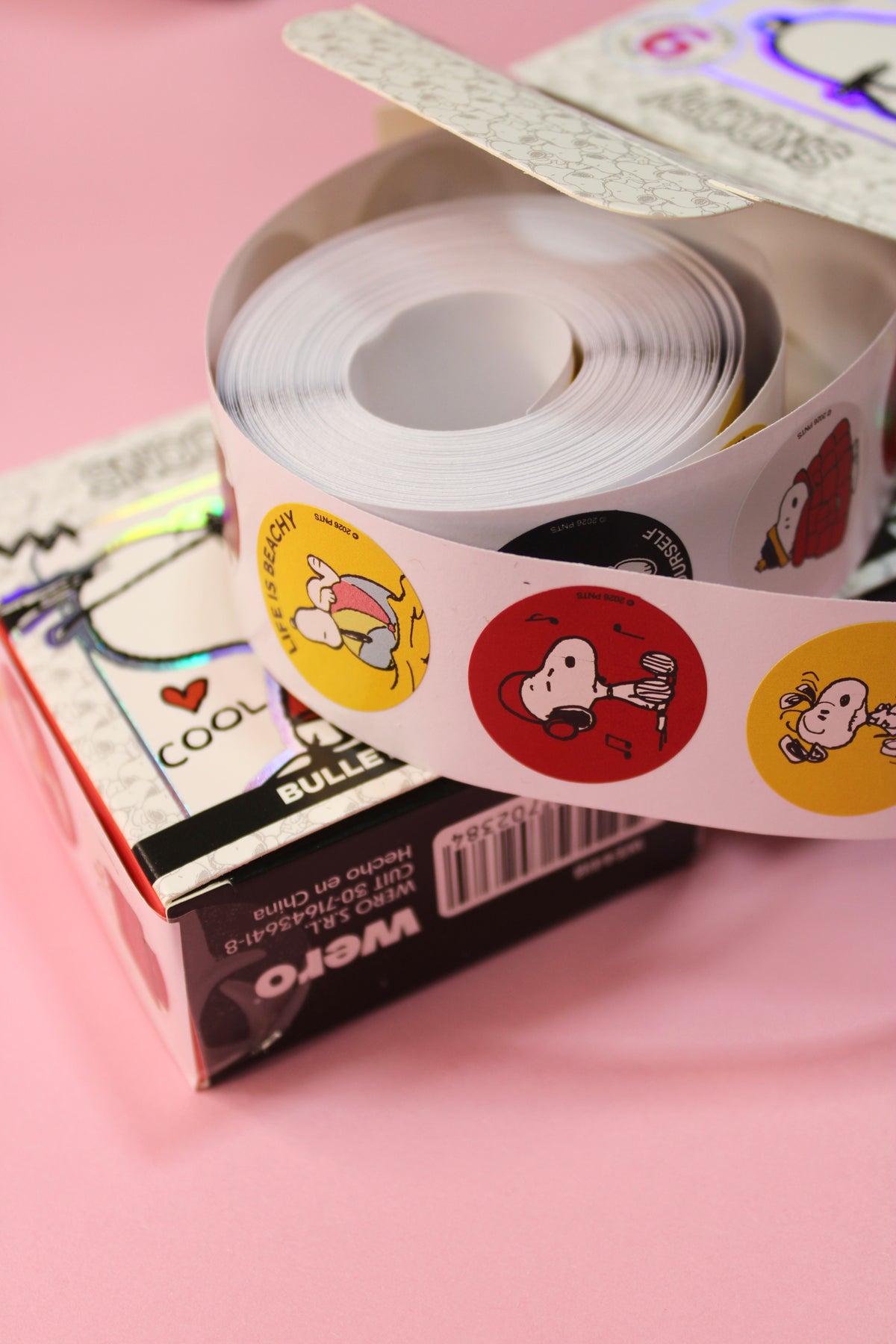 Snoopy - Rollo 300+ stickers