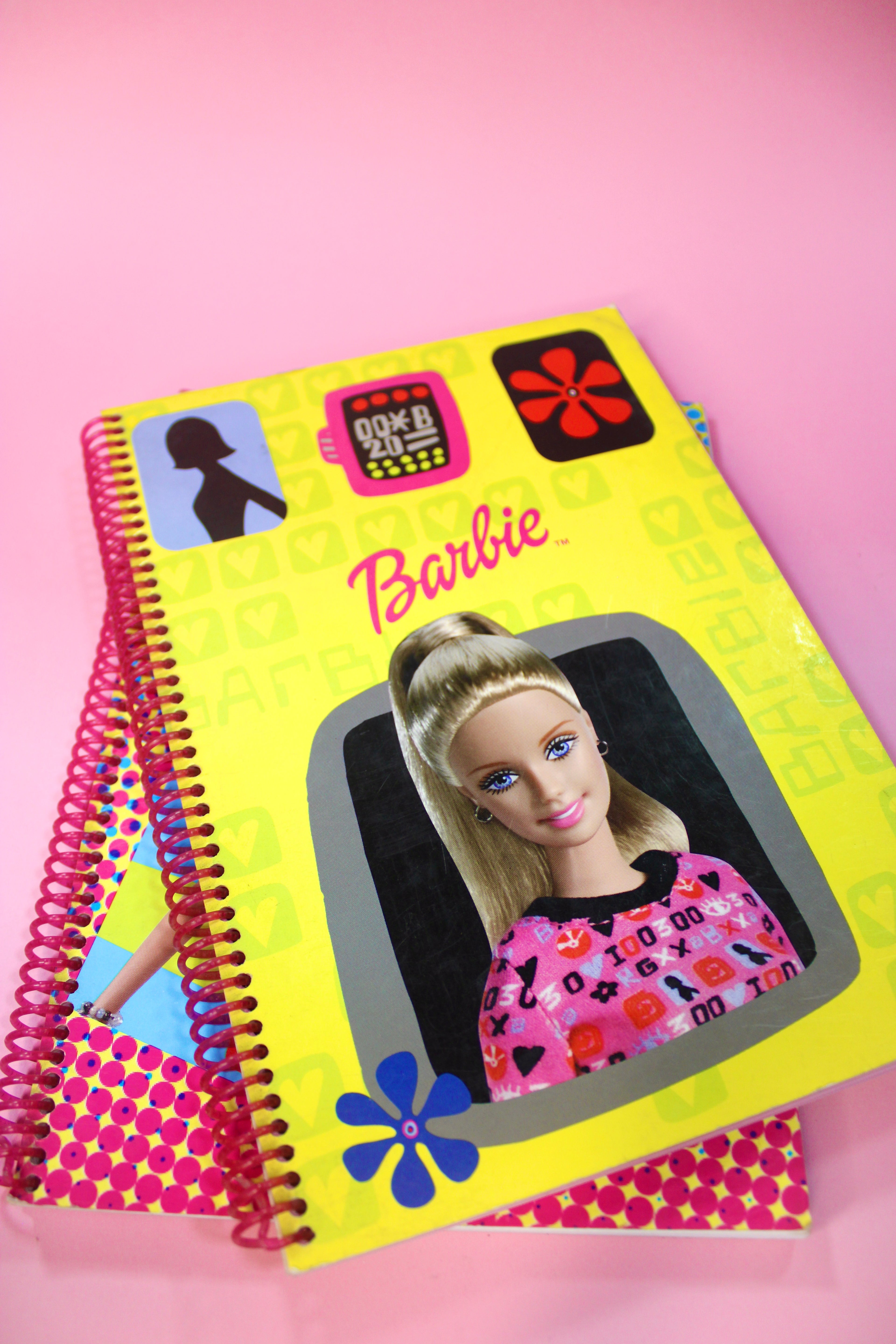 Barbie - Libreta Village