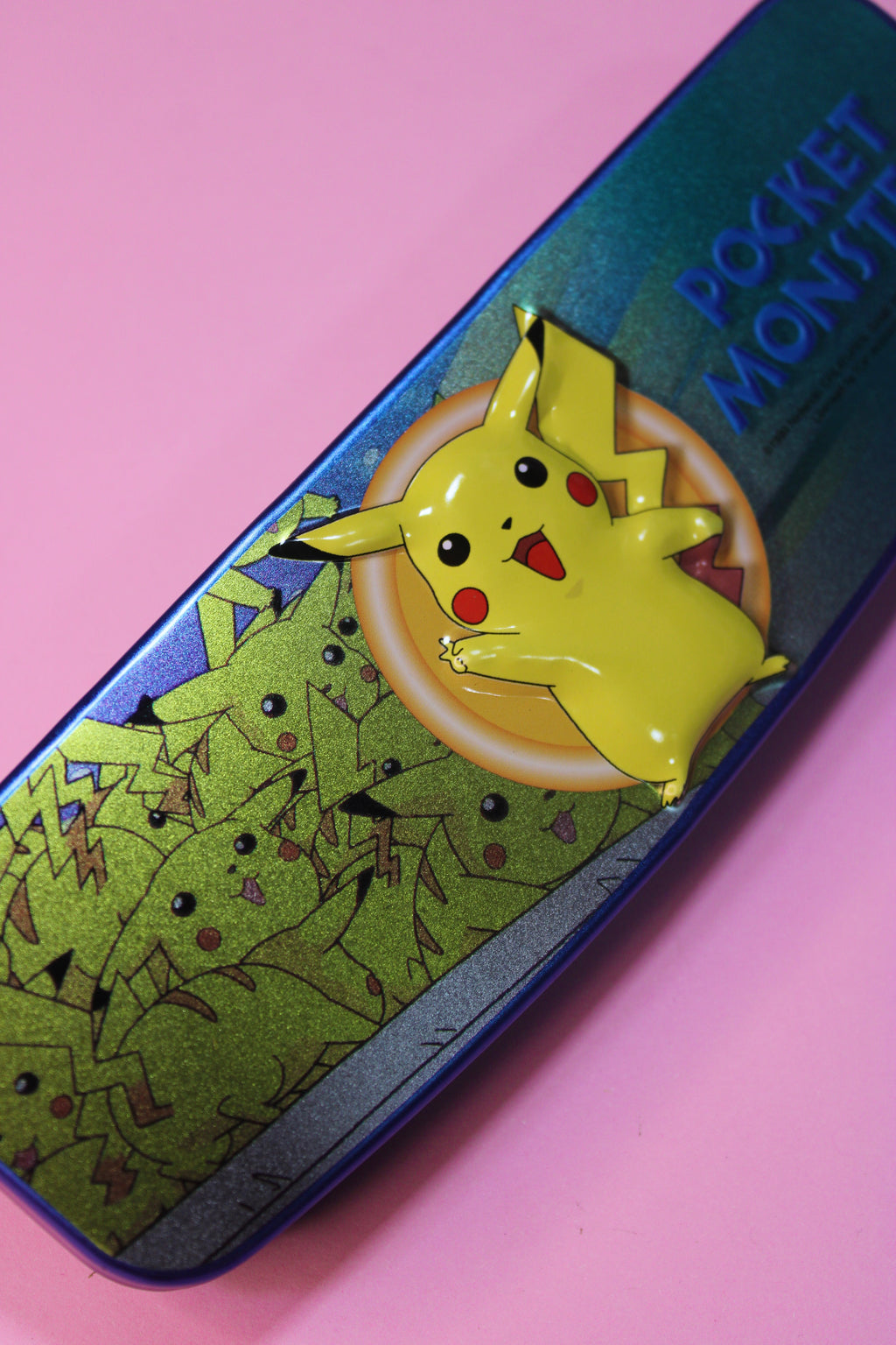 Estuche metálico Pokemon