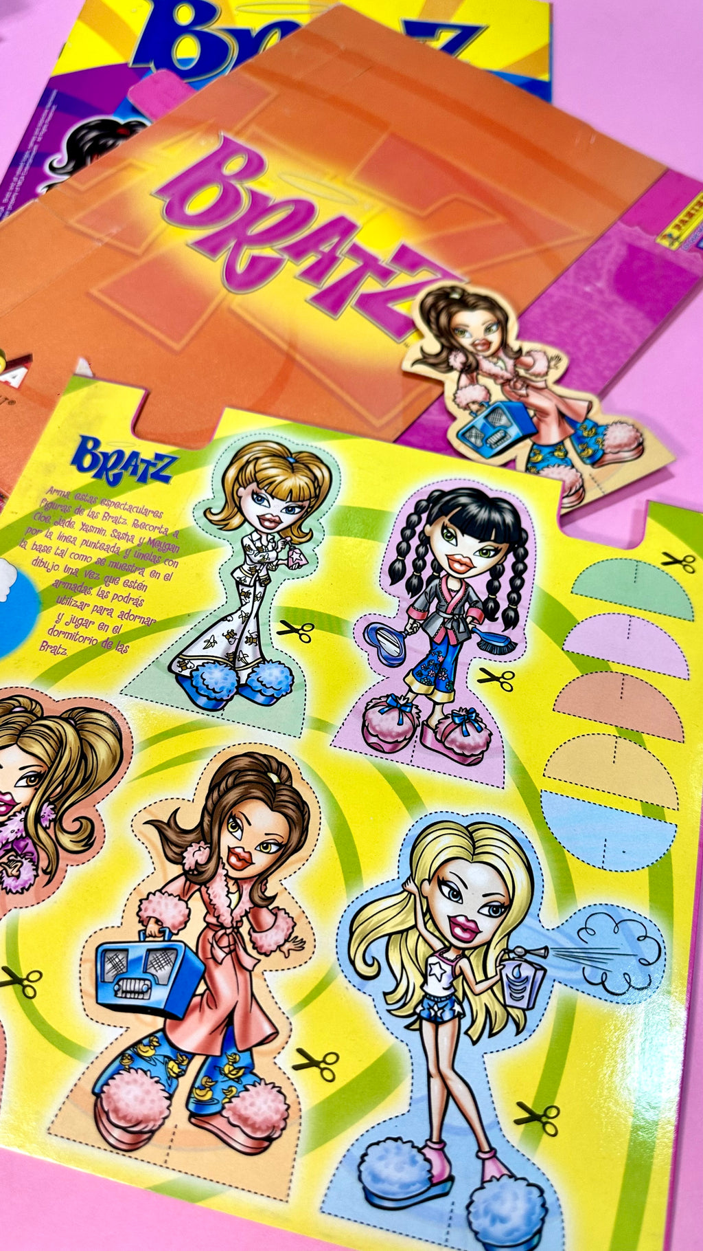 Álbum Bratz + sobres