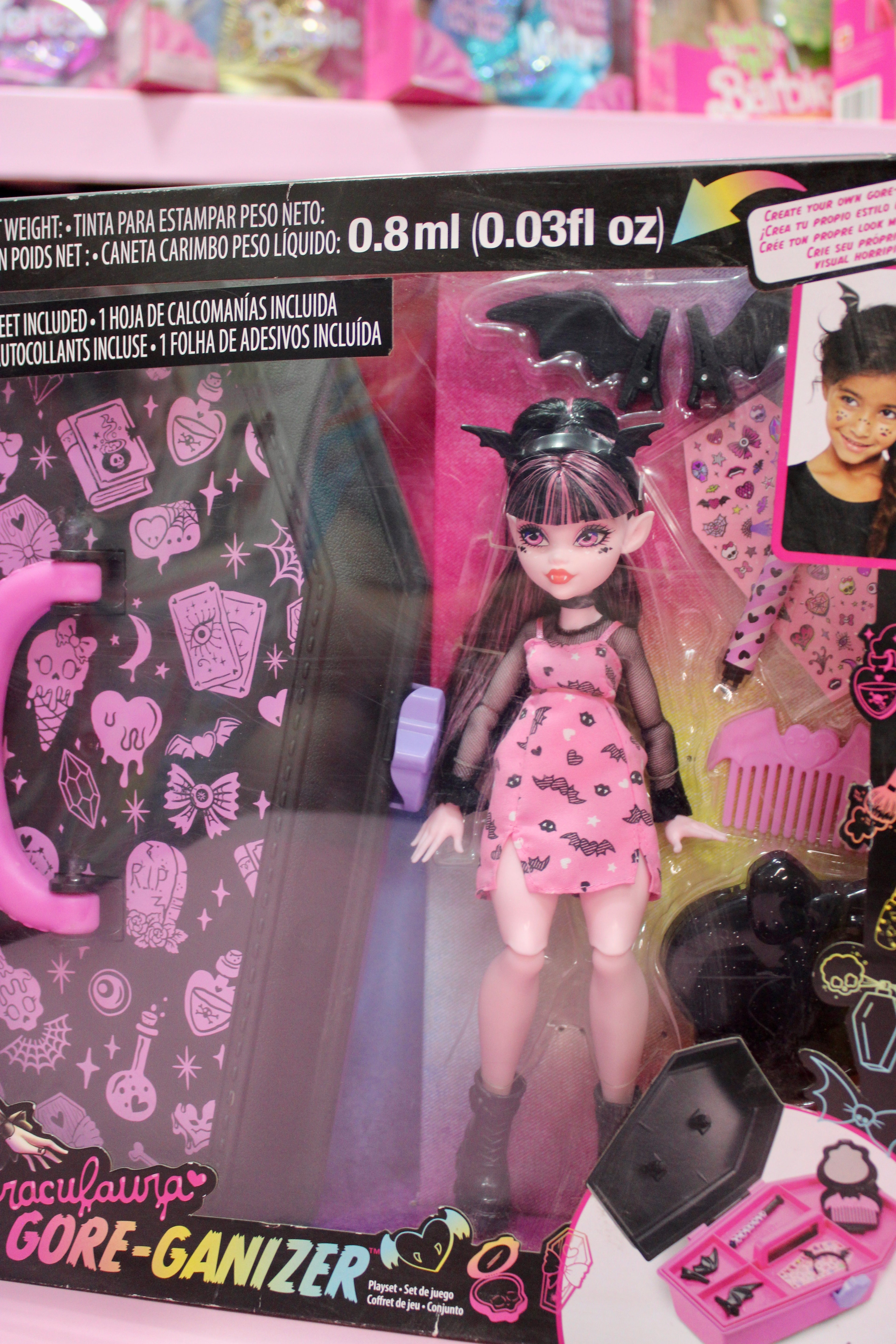 Draculaura Gore-ganizer